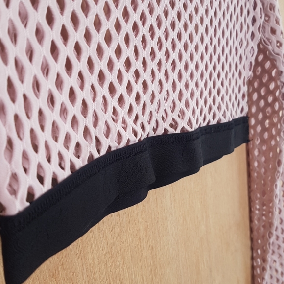 Cropped netted long sleeve - Picture 3 of 4